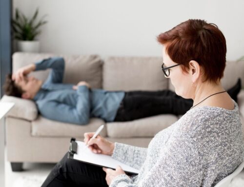 The Hidden Cost of Alcohol Use: Warning Signs of Alcoholic Gastritis
